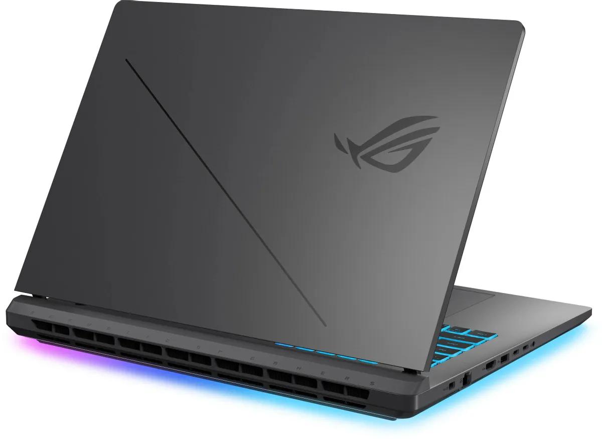 Ноутбук Asus ROG Strix G815LR