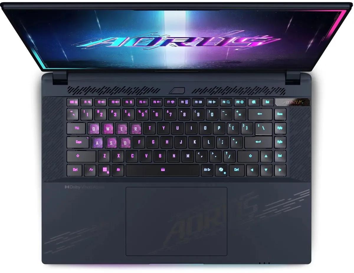 Ноутбук Gigabyte Aorus Master AM6H