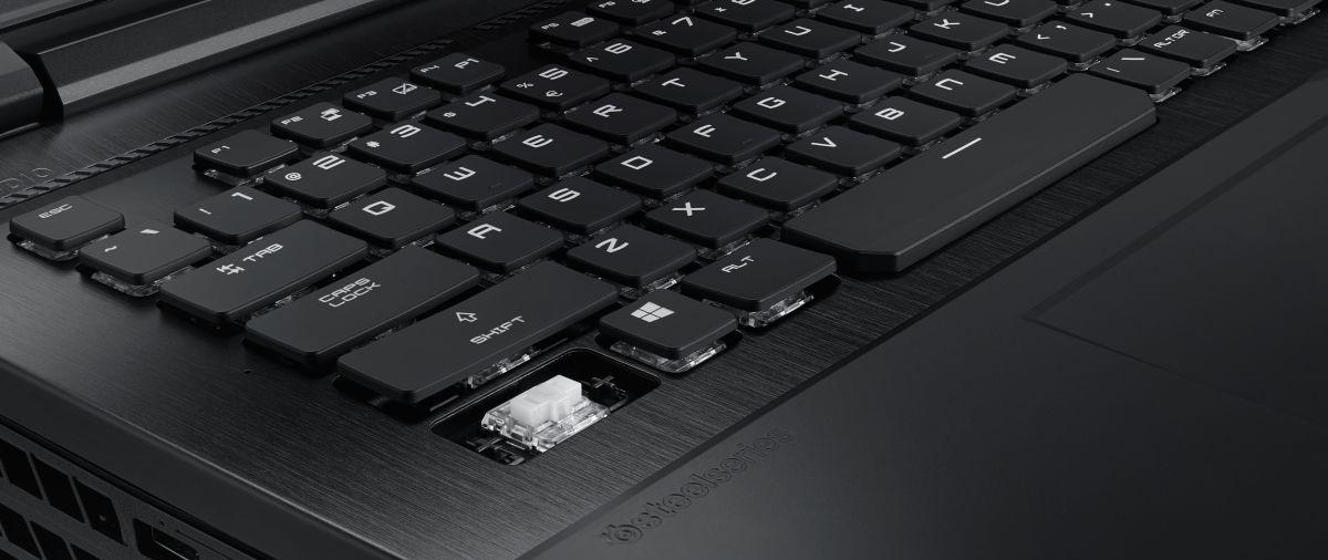 Ноутбук MSI GT75 8SG-237RU Titan