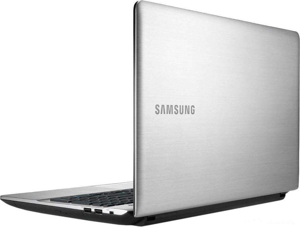 Ноутбук Samsung ATIV Book 2 270E5E
