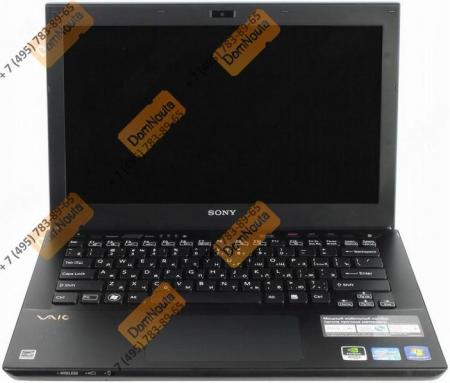 Ноутбук Sony SVS-13A1X8R
